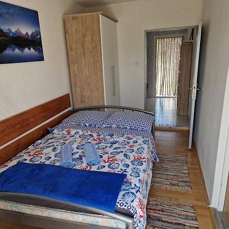 Apartments Nikol Lopar Zewnętrze zdjęcie