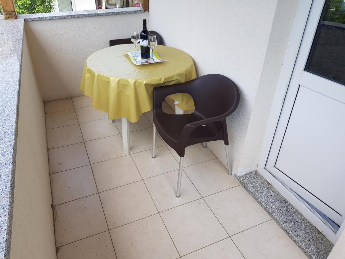Apartments Nikol Lopar Zewnętrze zdjęcie