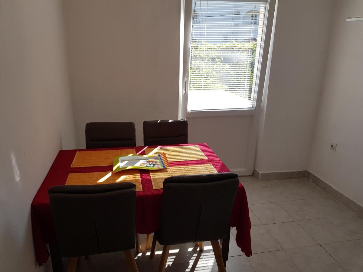 Apartments Nikol Lopar Zewnętrze zdjęcie