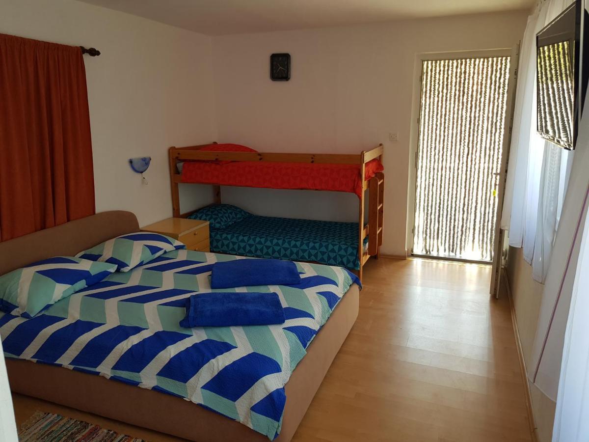 Apartments Nikol Lopar Zewnętrze zdjęcie